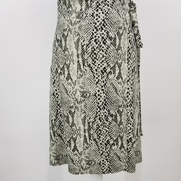 Norma Kamali Wrap Dress XS Snake Skin Sweetheart Neckline Cap Sleeve Green Cream - Picture 7 of 12